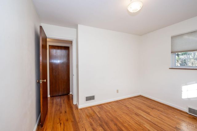 111 Wrenwood Lane, Terrace Park, OH 45174