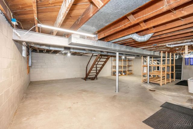 111 Wrenwood Lane, Terrace Park, OH 45174