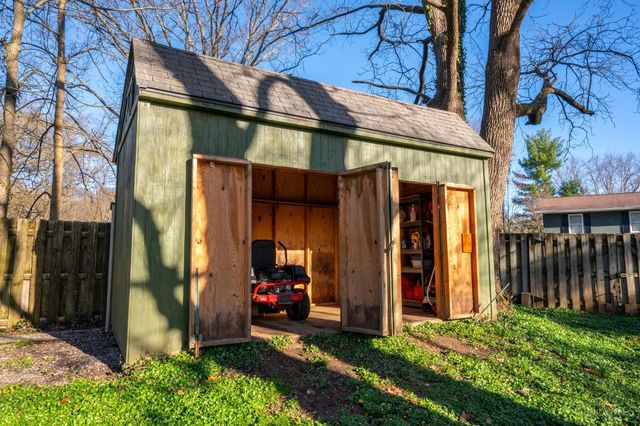 111 Wrenwood Lane, Terrace Park, OH 45174