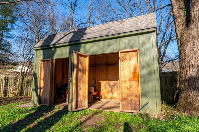 111 Wrenwood Lane, Terrace Park, OH 45174