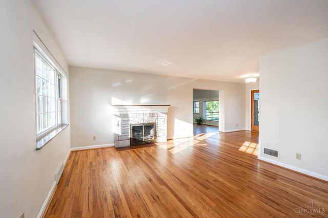 111 Wrenwood Lane, Terrace Park, OH 45174