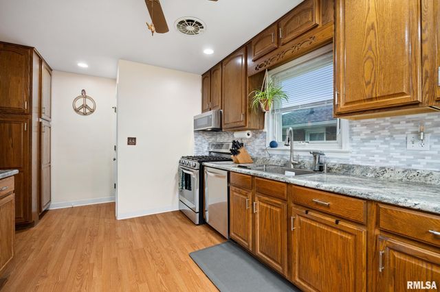 509 W FLORENCE Avenue, Peoria, IL 61604