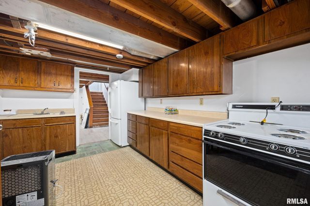 509 W FLORENCE Avenue, Peoria, IL 61604