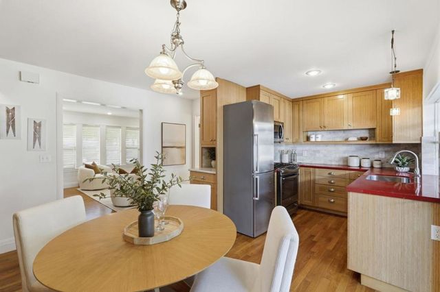 16345 Los Gatos Boulevard 6, Los Gatos, CA 95032