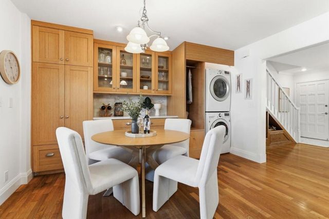 16345 Los Gatos Boulevard 6, Los Gatos, CA 95032