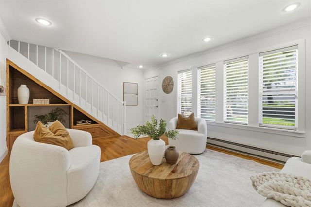 16345 Los Gatos Boulevard 6, Los Gatos, CA 95032