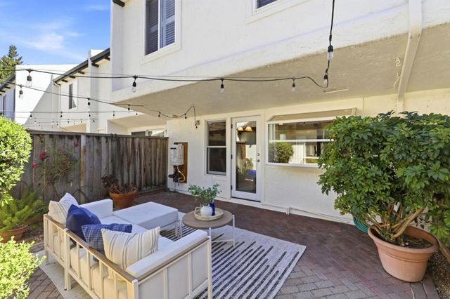 16345 Los Gatos Boulevard 6, Los Gatos, CA 95032