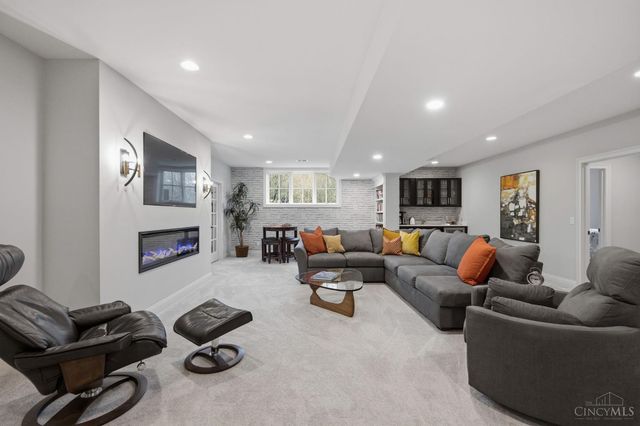 6504 Willows Bend Drive, Miami Twp, OH 45140