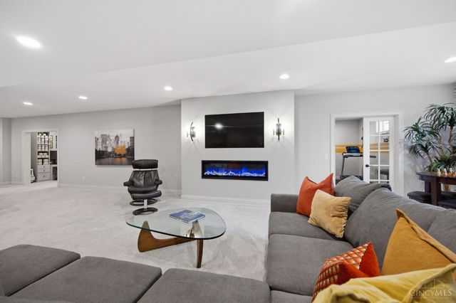 6504 Willows Bend Drive, Miami Twp, OH 45140