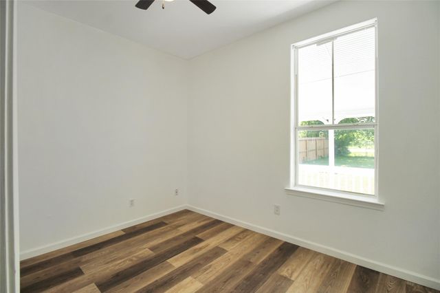 1133 9th Street, Dickinson, TX 77539