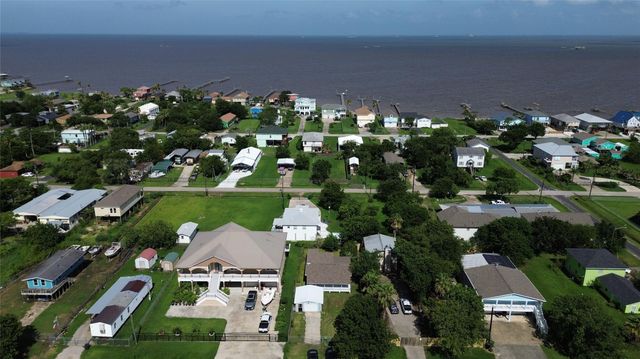 1133 9th Street, Dickinson, TX 77539