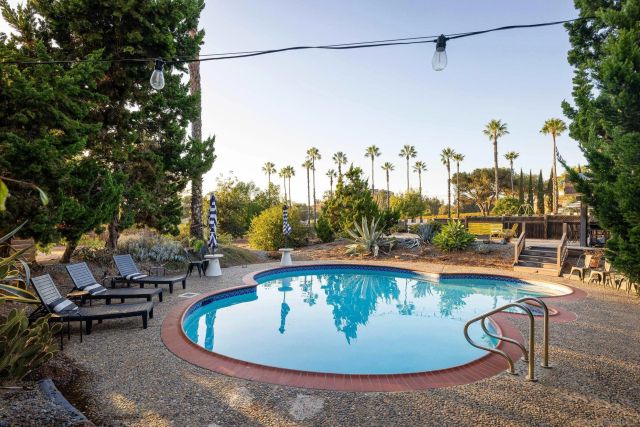754 El Rancho, El Cajon, CA 92019