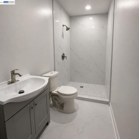 335 E Saint John, San Jose, CA 95112