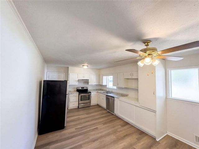 5807 Cobbrook Drive, Ellenwood, GA 30294