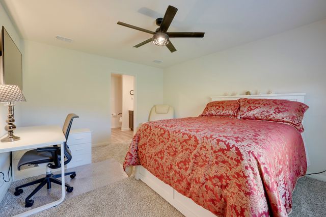 112 Bovine Drive, Newark, TX 76071