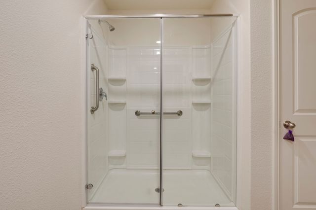 112 Bovine Drive, Newark, TX 76071