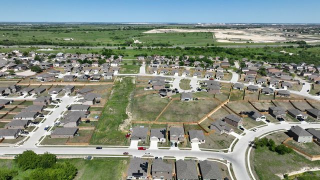 112 Bovine Drive, Newark, TX 76071