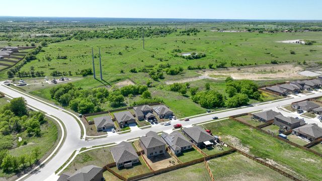 112 Bovine Drive, Newark, TX 76071