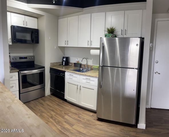 4750 N CENTRAL Avenue 3N, Phoenix, AZ 85012