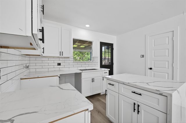 4933 Doolittle Boulevard, Houston, TX 77033