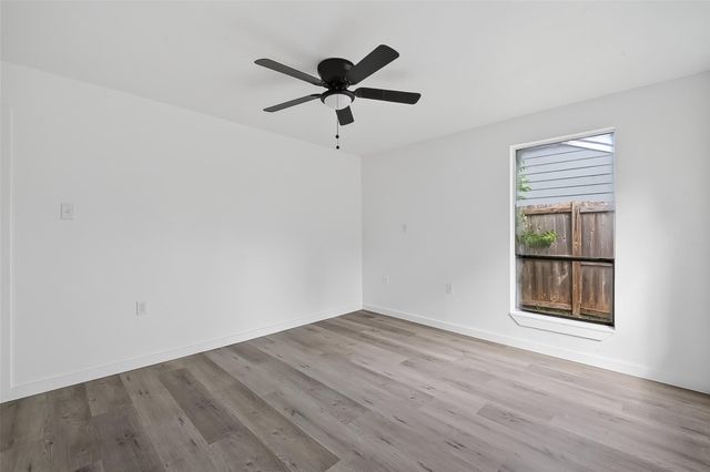 4933 Doolittle Boulevard, Houston, TX 77033