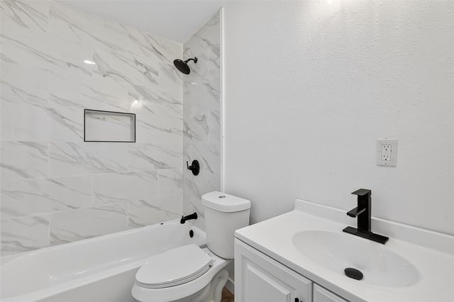 4933 Doolittle Boulevard, Houston, TX 77033