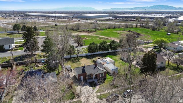 732 E 1000 S, Clearfield, UT 84015