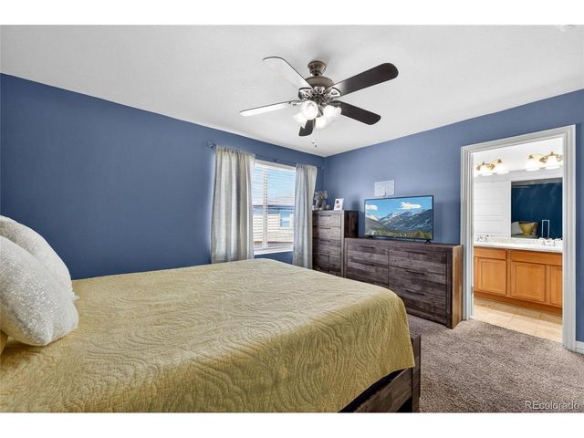 18619 E 50th Pl, Denver, CO 80249