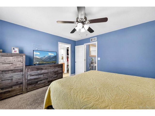 18619 E 50th Pl, Denver, CO 80249