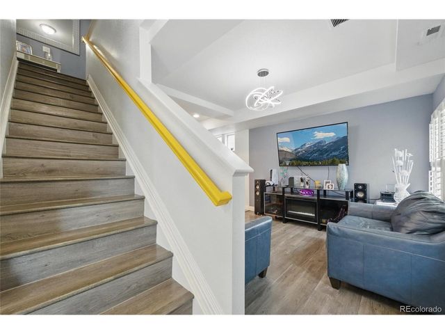 18619 E 50th Pl, Denver, CO 80249