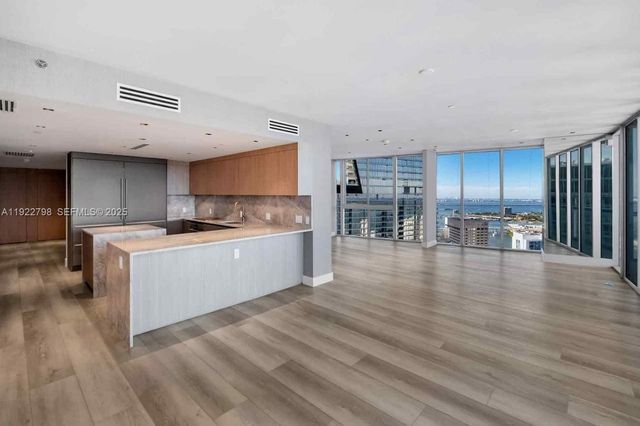 465 Brickell Avenue 5701, Miami, FL 33131