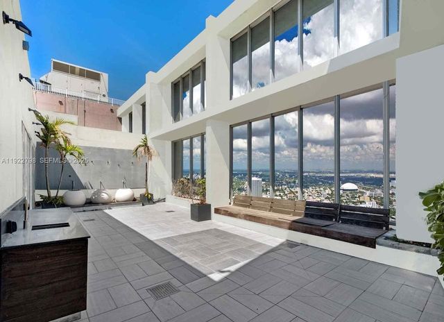 465 Brickell Avenue 5701, Miami, FL 33131