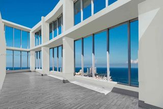 465 Brickell Avenue 5701, Miami, FL 33131