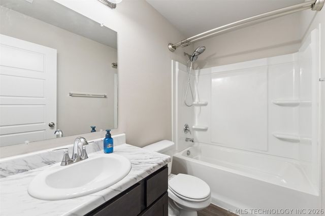 2001 S Lubbock Drive, Claremore, OK 74019