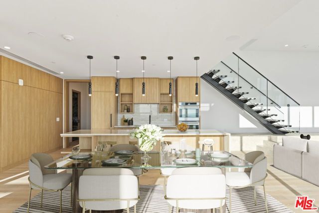 230 W Olympic Boulevard PH 1, Los Angeles, CA 90015