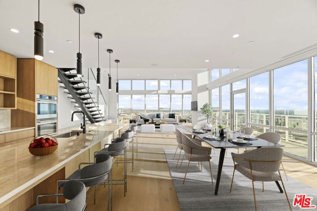 230 W Olympic Boulevard PH 1, Los Angeles, CA 90015