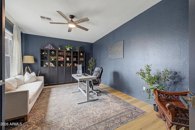 6886 S EMERALD Place, Chandler, AZ 85249