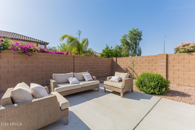 6886 S EMERALD Place, Chandler, AZ 85249