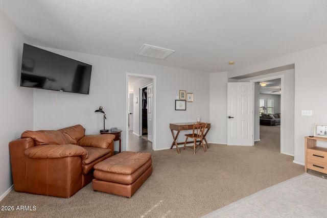 6886 S EMERALD Place, Chandler, AZ 85249
