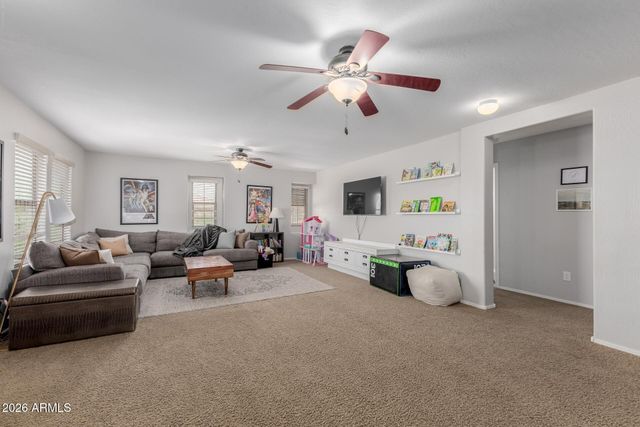 6886 S EMERALD Place, Chandler, AZ 85249