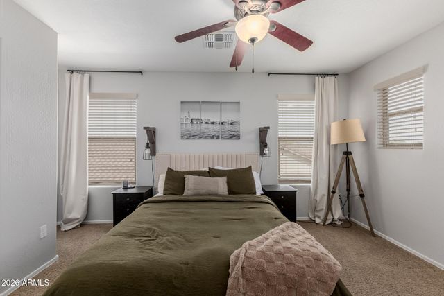 6886 S EMERALD Place, Chandler, AZ 85249