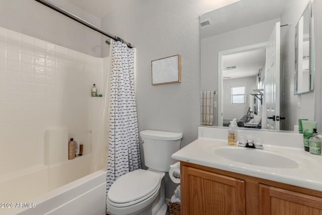 6886 S EMERALD Place, Chandler, AZ 85249