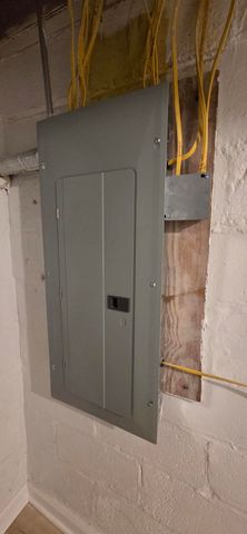 7325 Locust Avenue, Gary, IN 46403