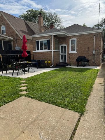 8728 S Merrill Avenue, Chicago, IL 60617