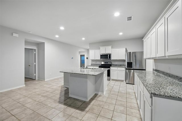624 Whitecomb Lane, Justin, TX 76247