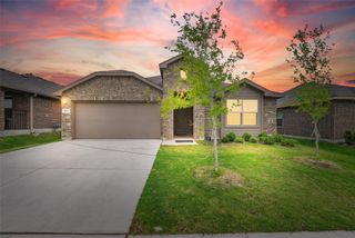 624 Whitecomb Lane, Justin, TX 76247