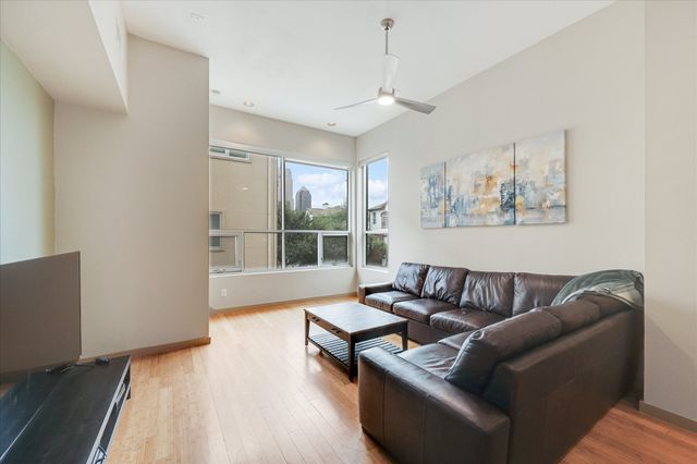 745 Cannen John Lane, Dallas, TX 75204