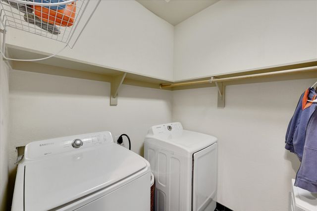 745 Cannen John Lane, Dallas, TX 75204