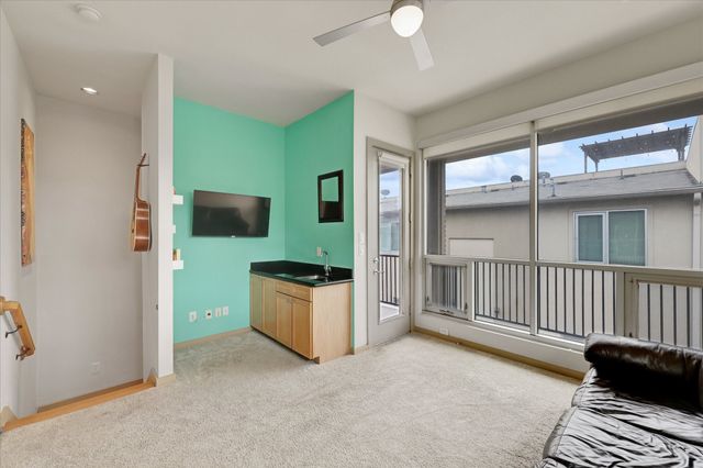 745 Cannen John Lane, Dallas, TX 75204