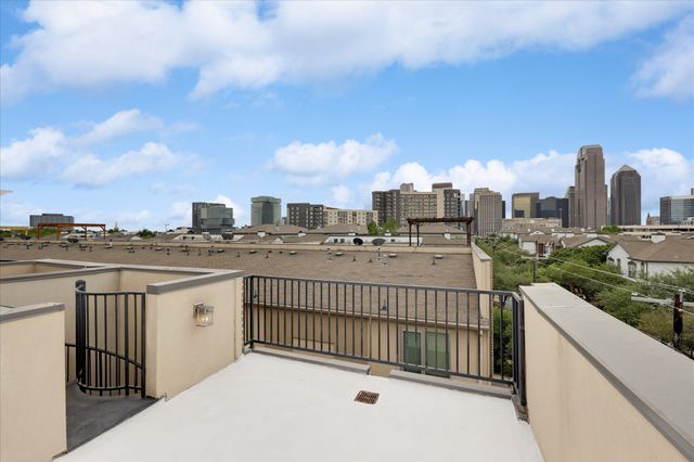 745 Cannen John Lane, Dallas, TX 75204
